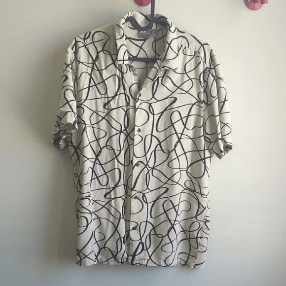 ASOS. Abstract Patterned. Men's Button Down. Size Medium. - Picture 1 of 7